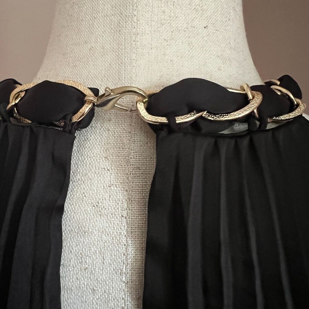 Alice + Olivia Alycia Black Pleated Chain Neck Halter Top Gold Chain Fits Like S - Picture 5 of 11
